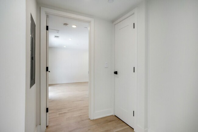 Foto del edificio - 1716 14th St NW