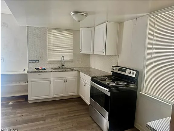 Building Photo - 3981 Wendy Dr