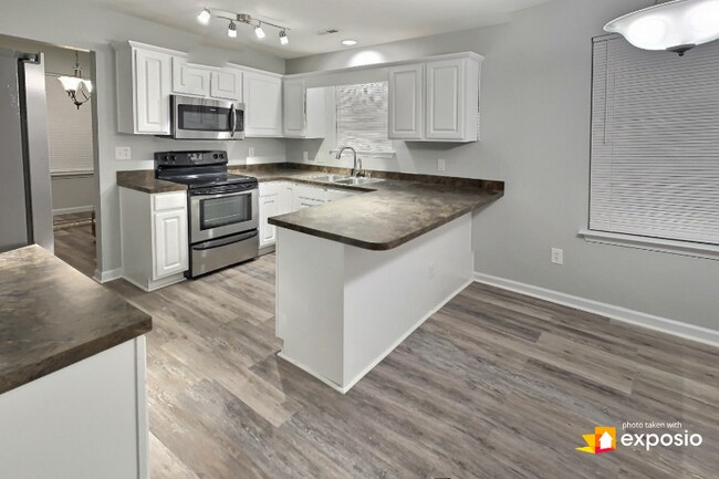 Building Photo - 2413 Whetstone Ln