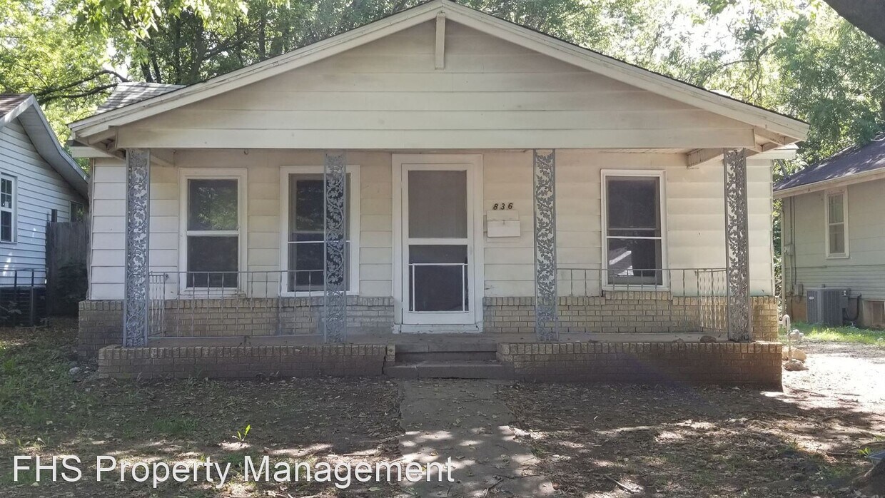 2 br, 2 bath House 836 S Nettleton House Rental in Springfield, MO