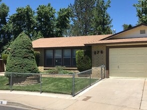 Building Photo - 870 Briargreen Ct