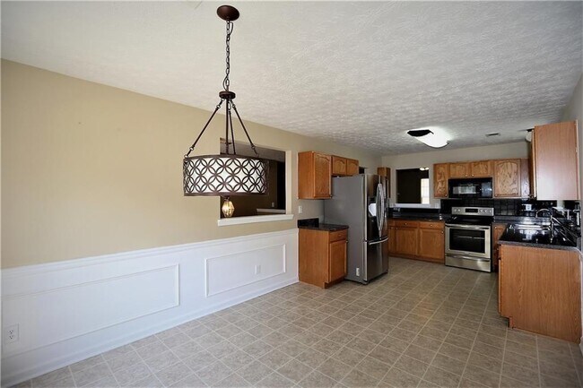 Foto del edificio - 1435 Stephens Pond View