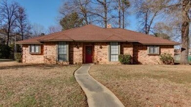 Building Photo - 3008 Crestridge Dr