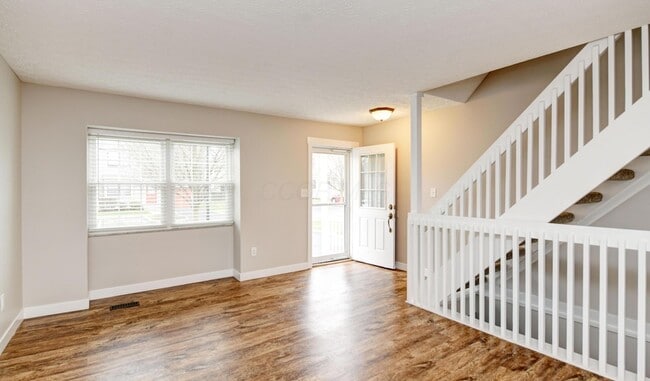 Building Photo - 922 Noddymill Ln E