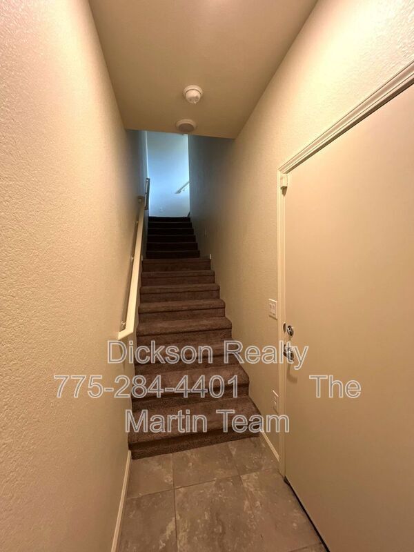 Building Photo - 3200 Sterling Ridge Cir