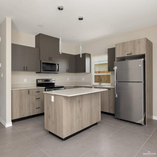 Building Photo - 14 Puffin Ave