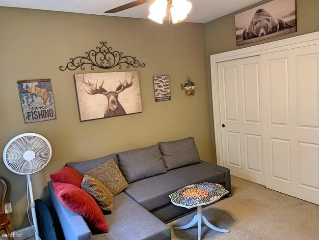 Foto del edificio - 2 br, 2 bath Condo - 1915 N Water St Apt 300