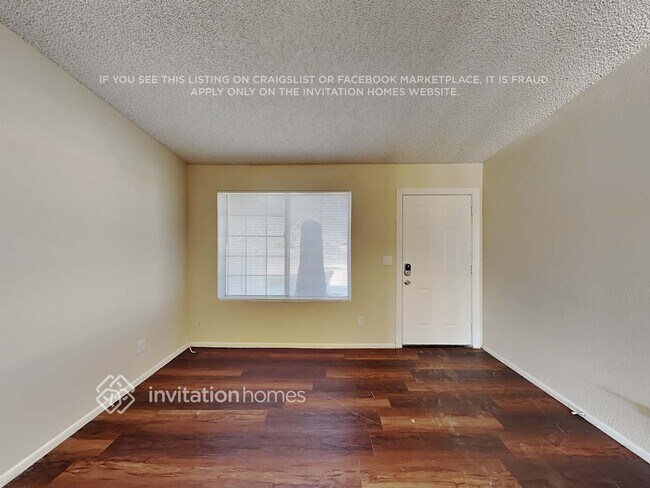 Building Photo - 11102 N 79th Ave