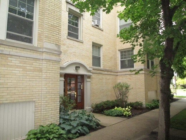 Primary Photo - 548 Elmwood Ave