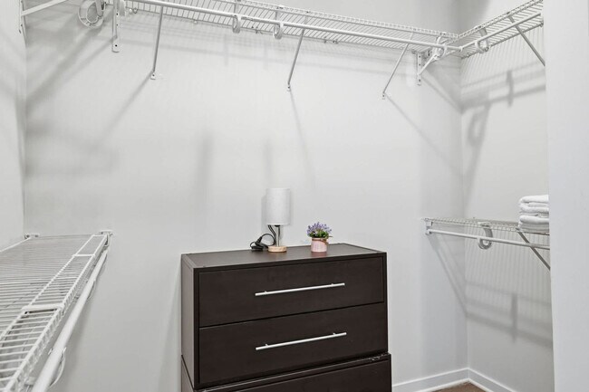 Building Photo - 28 Woolfe St