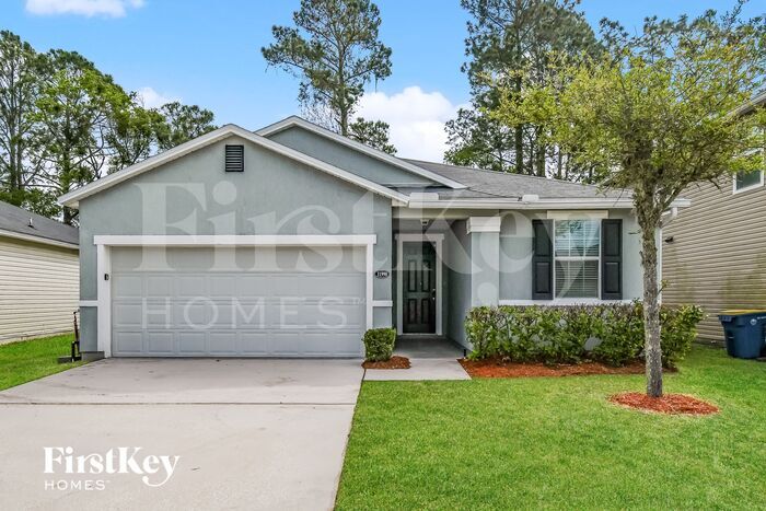 Foto principal - 11990 Alexandra Dr