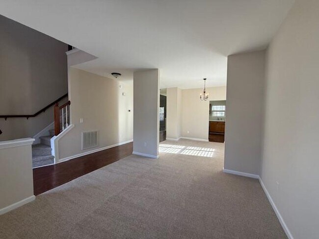 Foto del edificio - 201 Holmby Ct