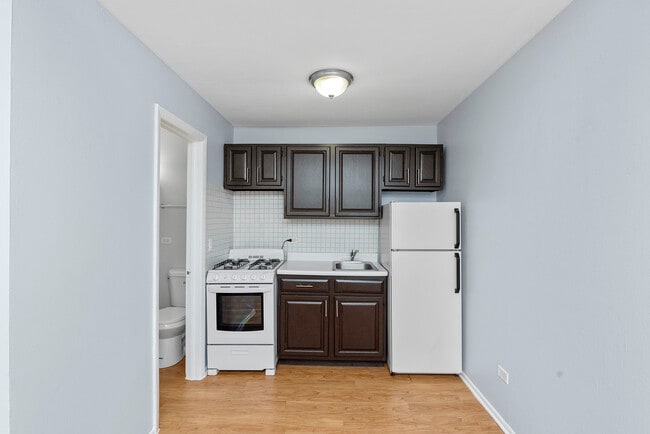 Building Photo - 4541 N Beacon St
