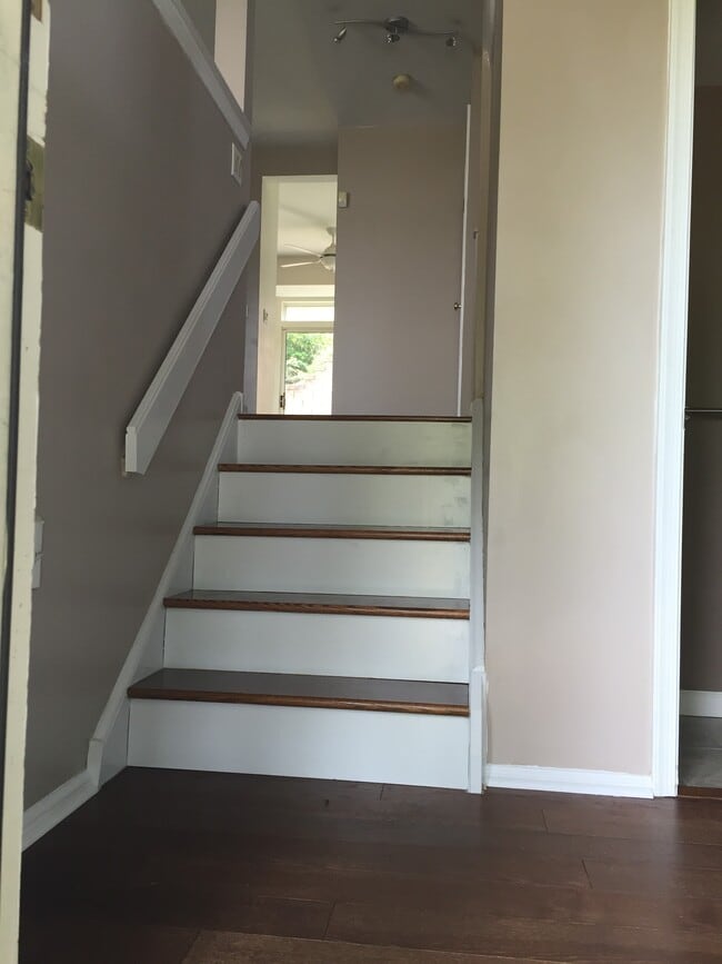 Building Photo - 6731 Cinnamon Dr