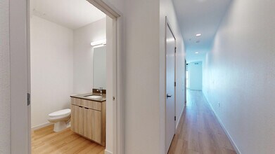 1/1 Innovator - Iota Fox Station