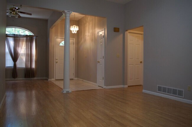 Foto del edificio - Great 3 Bed 2 Bath House In Ashland MO!