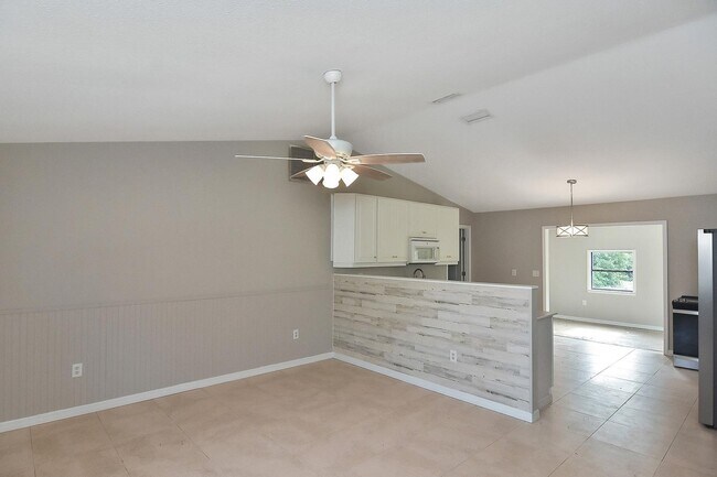 Building Photo - 2374 Dorsey Dr