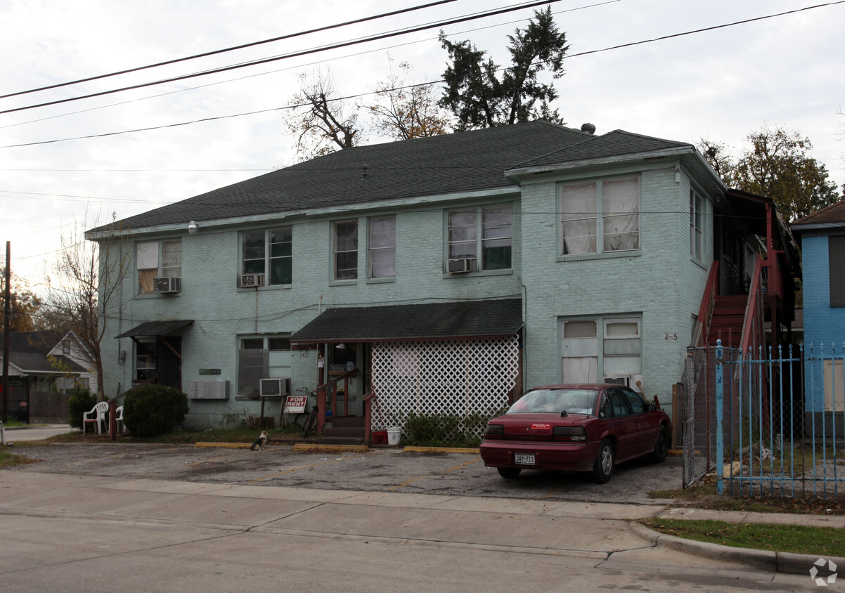 Building Photo - 5422 Canal St