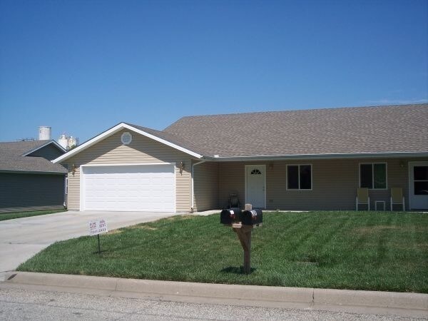 Primary Photo - 507 Gildersleeve St