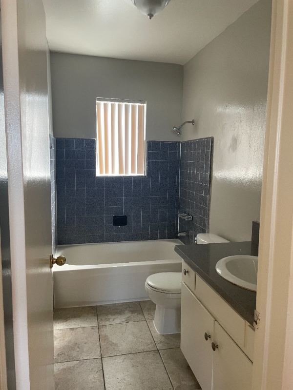 Building Photo - 2511 Voorhees Ave