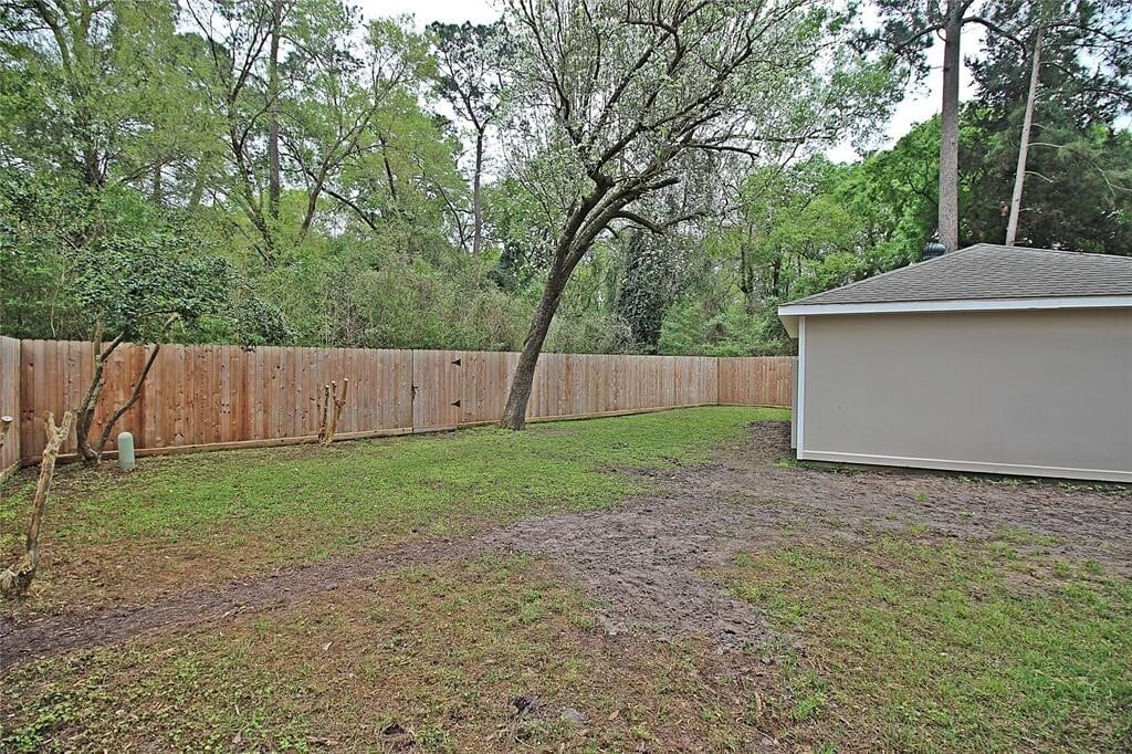Building Photo - 2074 Shadow Rock Dr