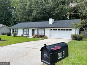 Building Photo - 407 Deergrass Trail