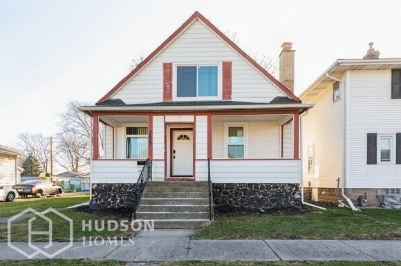 Primary Photo - 3423 Washington St