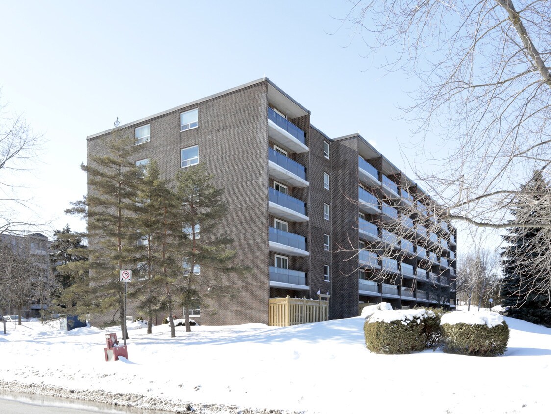 Royal Towne Apartments Apartments 8587 Westwood Rd Guelph, ON