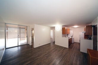 Building Photo - 1250 Richard Ln