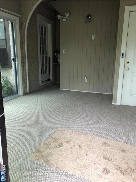 Foto del edificio - 115 Degroff Pl