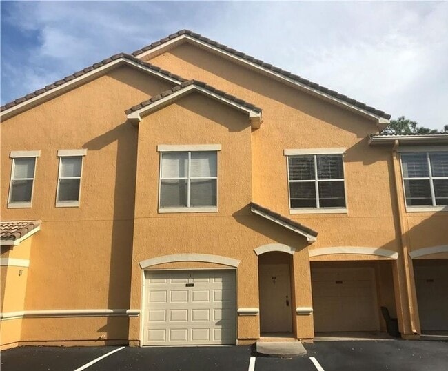 Building Photo - 8830 Villa View Cir