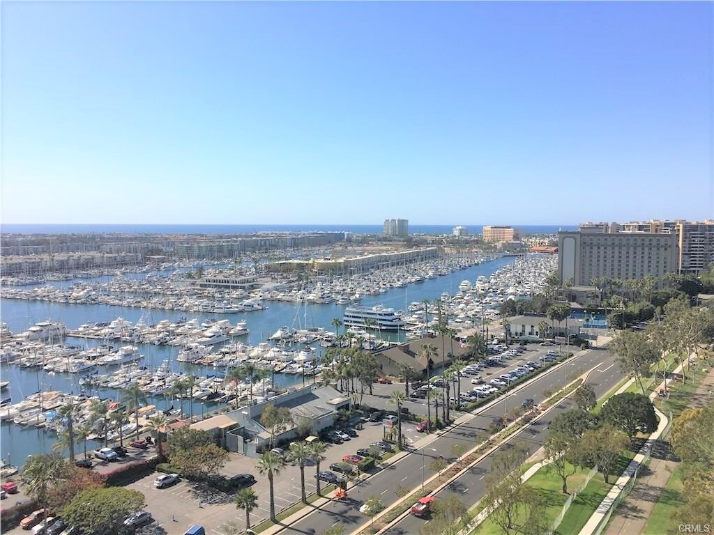 Foto principal - 13700 Marina Pointe Dr