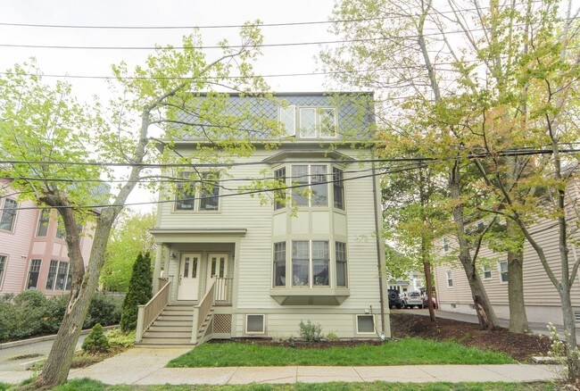 Foto del edificio - 53 Winslow Rd