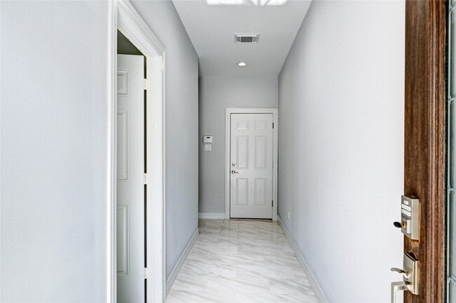 Foto del edificio - 5507 Darling St