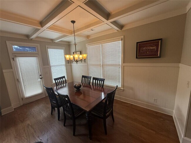 Foto del edificio - 1125 Walters Cir