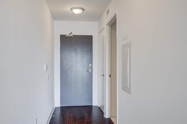 Building Photo - 78 Tecumseth St.