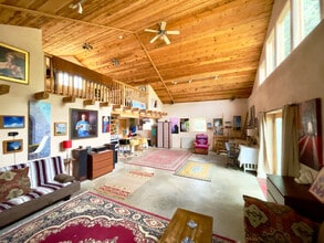 Building Photo - 223 Victor Ct