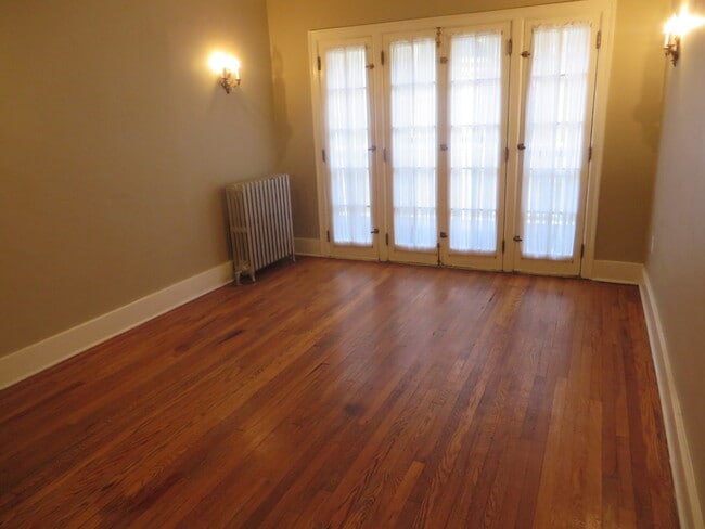 Interior Photo - Sheridan Court