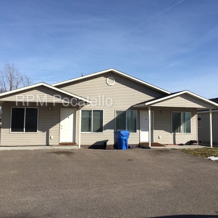 Foto principal - 1592 Zener St