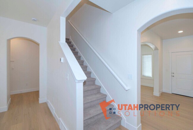 Building Photo - 5184 Windom Rd
