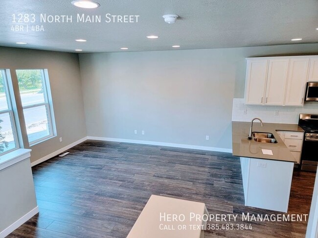 Foto del edificio - 1283 N Main St