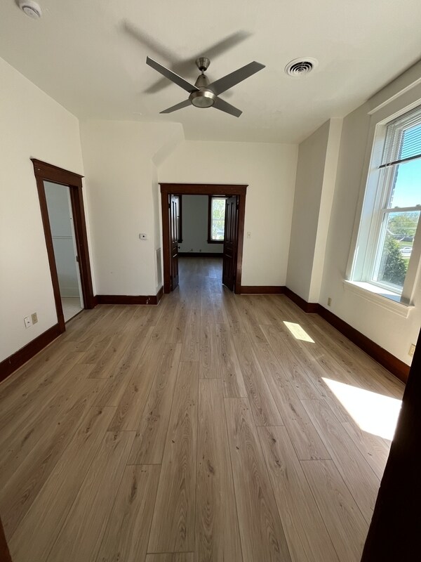 Foto del edificio - 2515 Western Ave