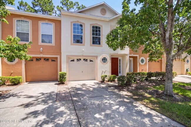 Building Photo - 7038 St Ives Ct