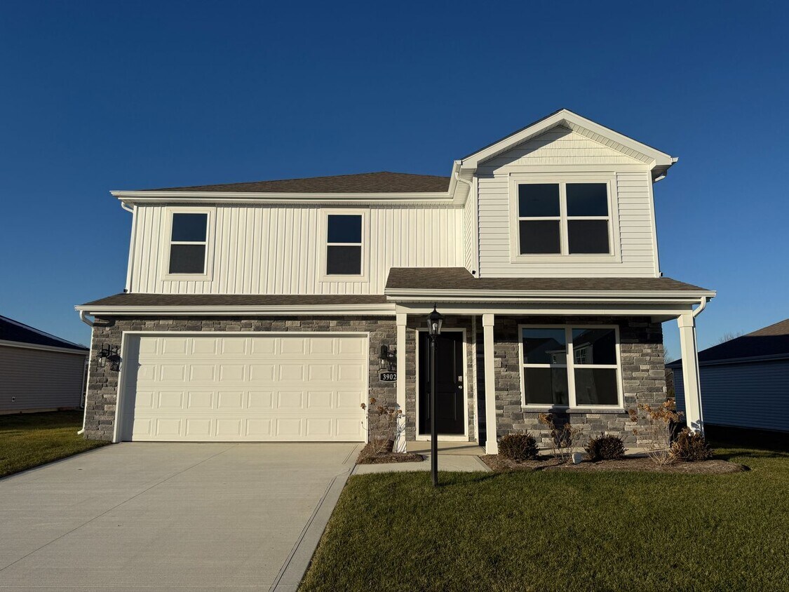 Foto principal - 3902 Bradley Dr