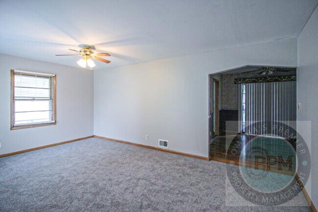 Foto del edificio - Raised Ranch | 3 Bedroom 2 Bathroom Home | Benson
