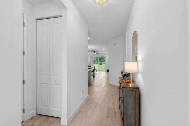 Building Photo - 13665 Jubilee Ln