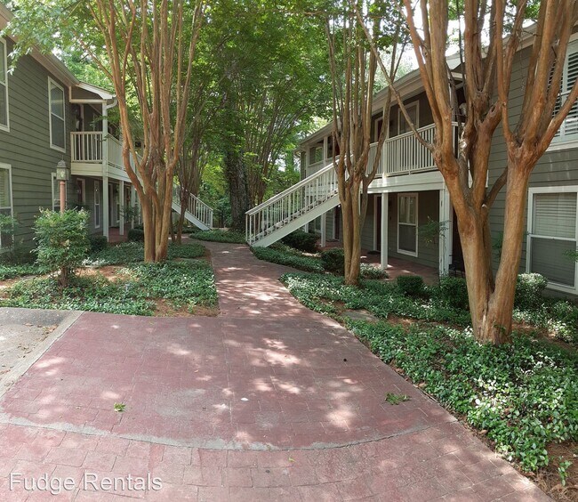 Building Photo - 2 br, 1 bath House - 1606 East Jackson Ave 9