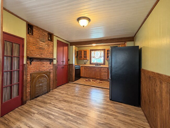 Foto del edificio - 10365 Lilac St