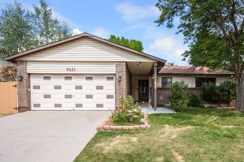 Primary Photo - 6431 W 108th Ave