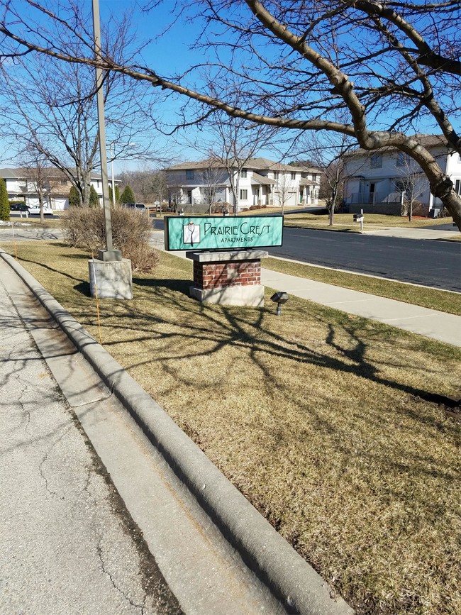 Building Photo - 290 Prairie Heights Dr